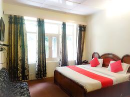 Hotel Surya Resort