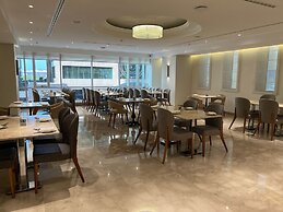 GLORIA HOTEL AND SUITES