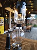 Summerville Hotel & Coffee Shop