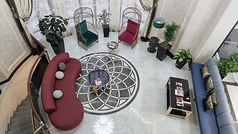 Garnet Hotel