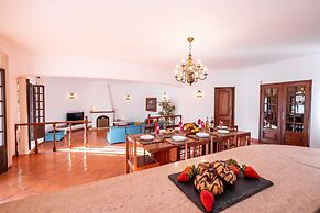 Villa Atlas