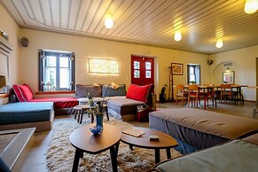 KIRIAKI GUESTHOUSE & SUITES