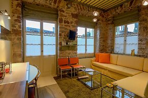 KIRIAKI GUESTHOUSE & SUITES