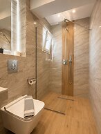Avra Hotel