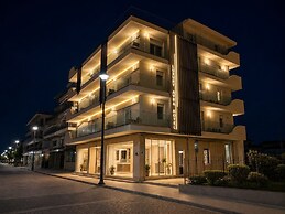 Avra Hotel