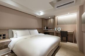 Spring's Rhapsody Hotel