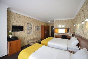 Aura Boutique Hotel
