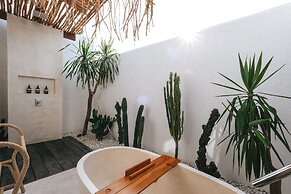 Amaka Villas