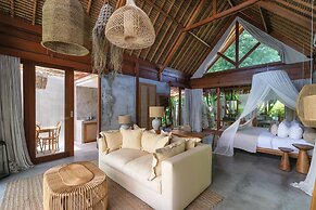 Amaka Villas