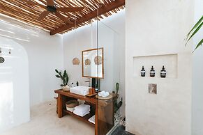 Amaka Villas