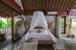 Amaka Villas