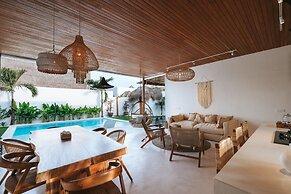 Amaka Villas