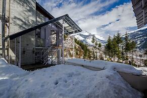 Baan By Snow City Farm