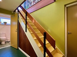 Pant Golau House