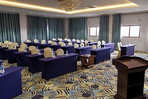 The Grand Palace Hotel