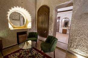 Mesken Cave Suites