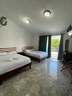 La Giraldilla Hotel