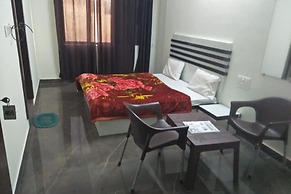 Goroomgo Shiva Palace Haridwar