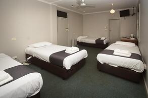 The George Hotel
