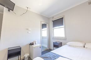 The George Hotel