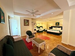 Coco Grande Hotel