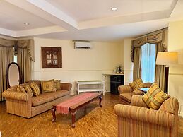 Coco Grande Hotel