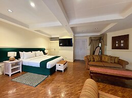 Coco Grande Hotel