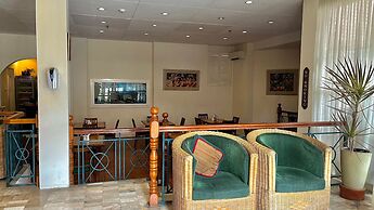 Coco Grande Hotel
