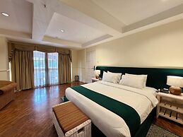 Coco Grande Hotel