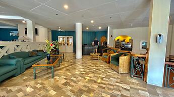 Coco Grande Hotel