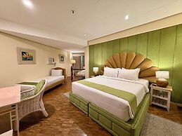 Coco Grande Hotel