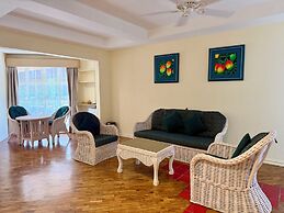 Coco Grande Hotel