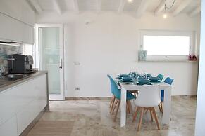 R House
