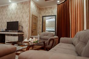 Ada Hotel