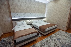 Ada Hotel