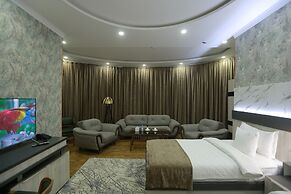 Ada Hotel