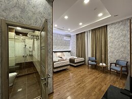 Ada Hotel
