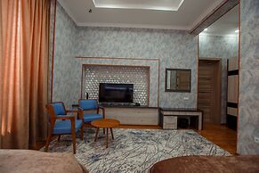 Ada Hotel