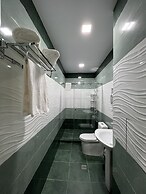 Ada Hotel