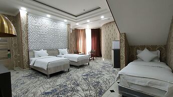 Ada Hotel