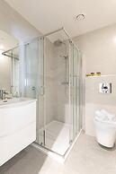 Castle Varagh Hotel & Bar