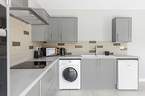 Impeccable 1-bed Apartment in Ebbw Vale, Wales
