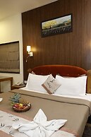 SPARV Aulakhs Resort