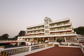 SPARV Aulakhs Resort