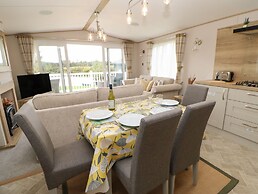 10 Cheviot View