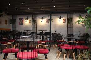 Kadikoy Viva Hotel