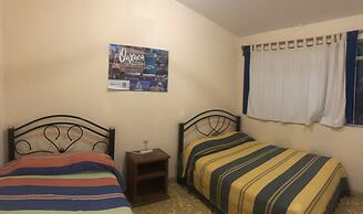 Los Nardos Hostel