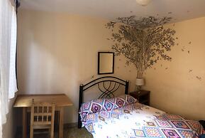 Los Nardos Hostel