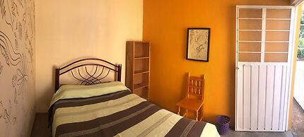Los Nardos Hostel