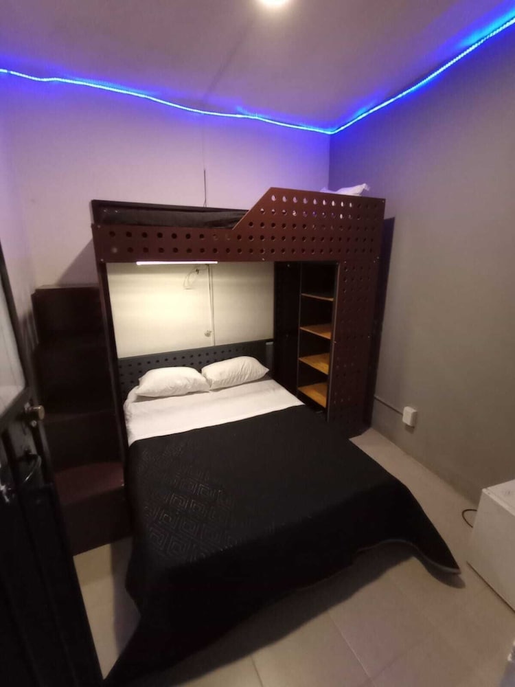 HOSTAL CONDESA